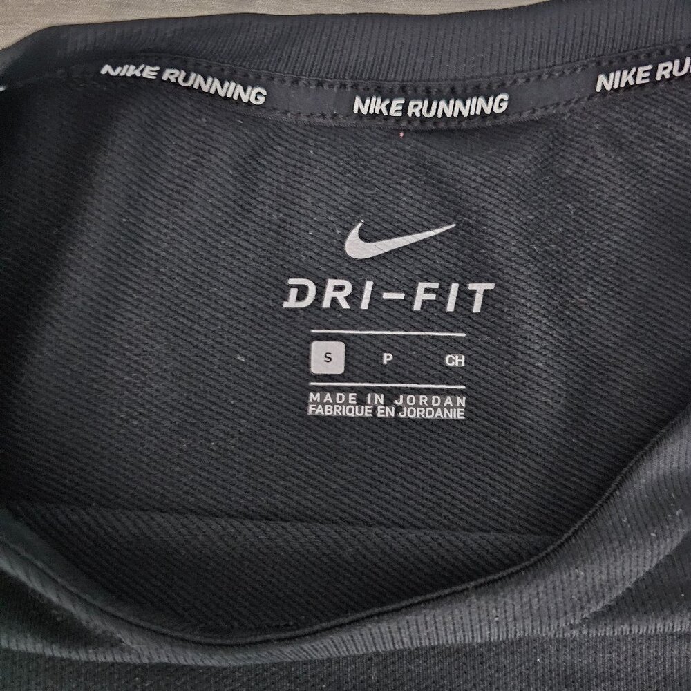 Nike warm long sleeve